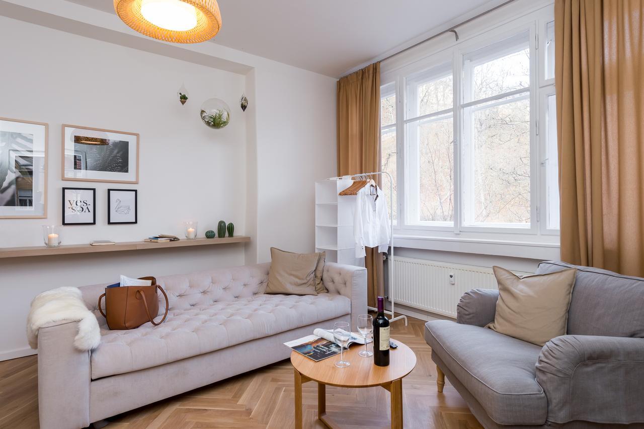 Empirent Petrin Park Apartments Prague Exterior photo